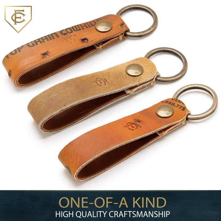 SUNDAY Keychain Knuckles Brass - MuzeMerch Antique keyring CLUB